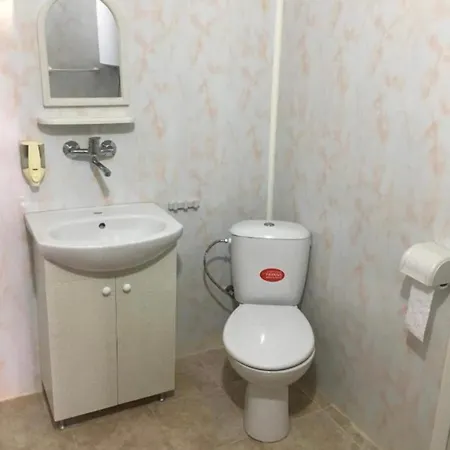Комплекс Дворъ Guest house